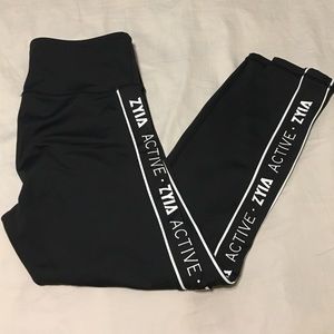 Zyia Logo Light N Tights